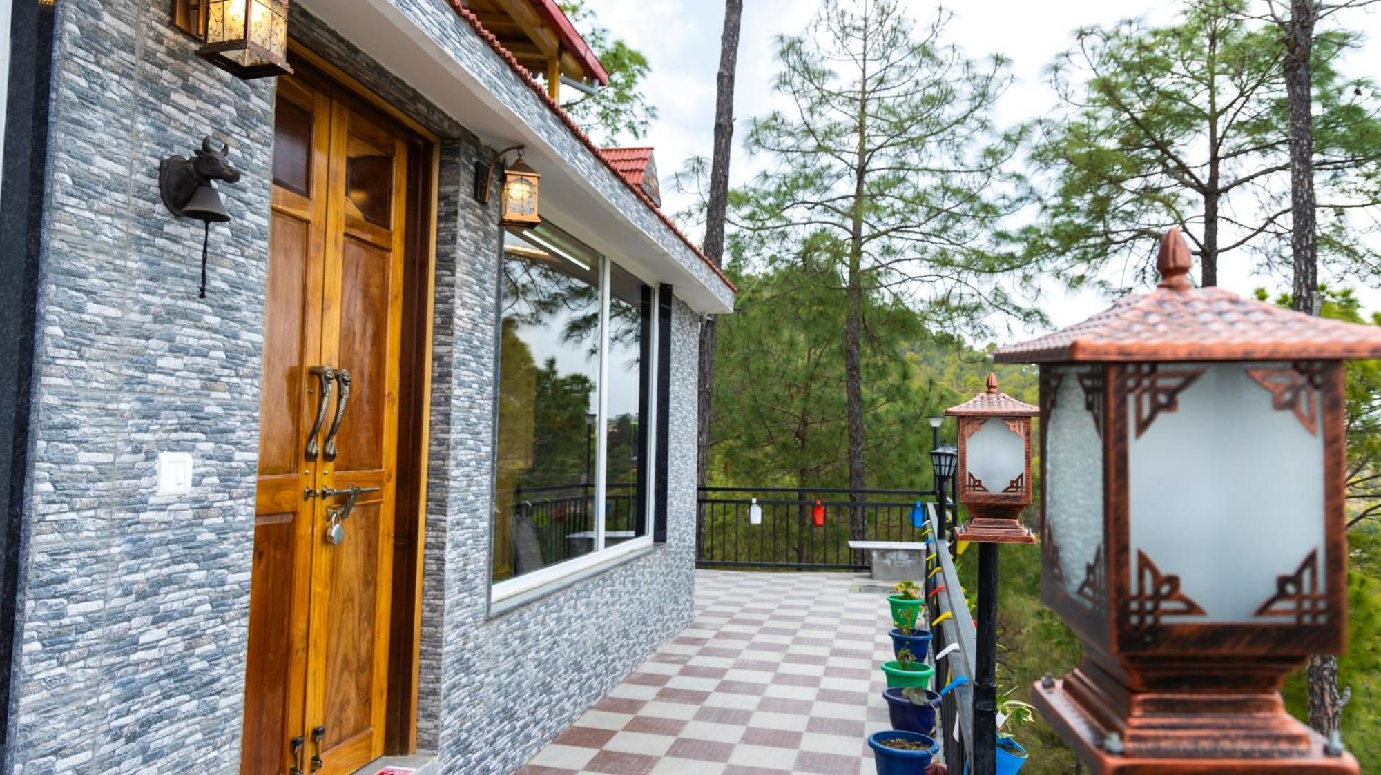 Nandini Cottage, A Premium Boutique Homestay 라닉헷 외부 사진